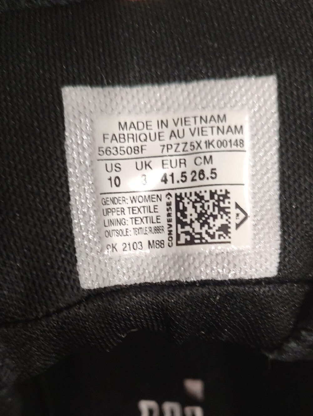 Converse Black and White Low Top Sneakers - Picture 6 of 6